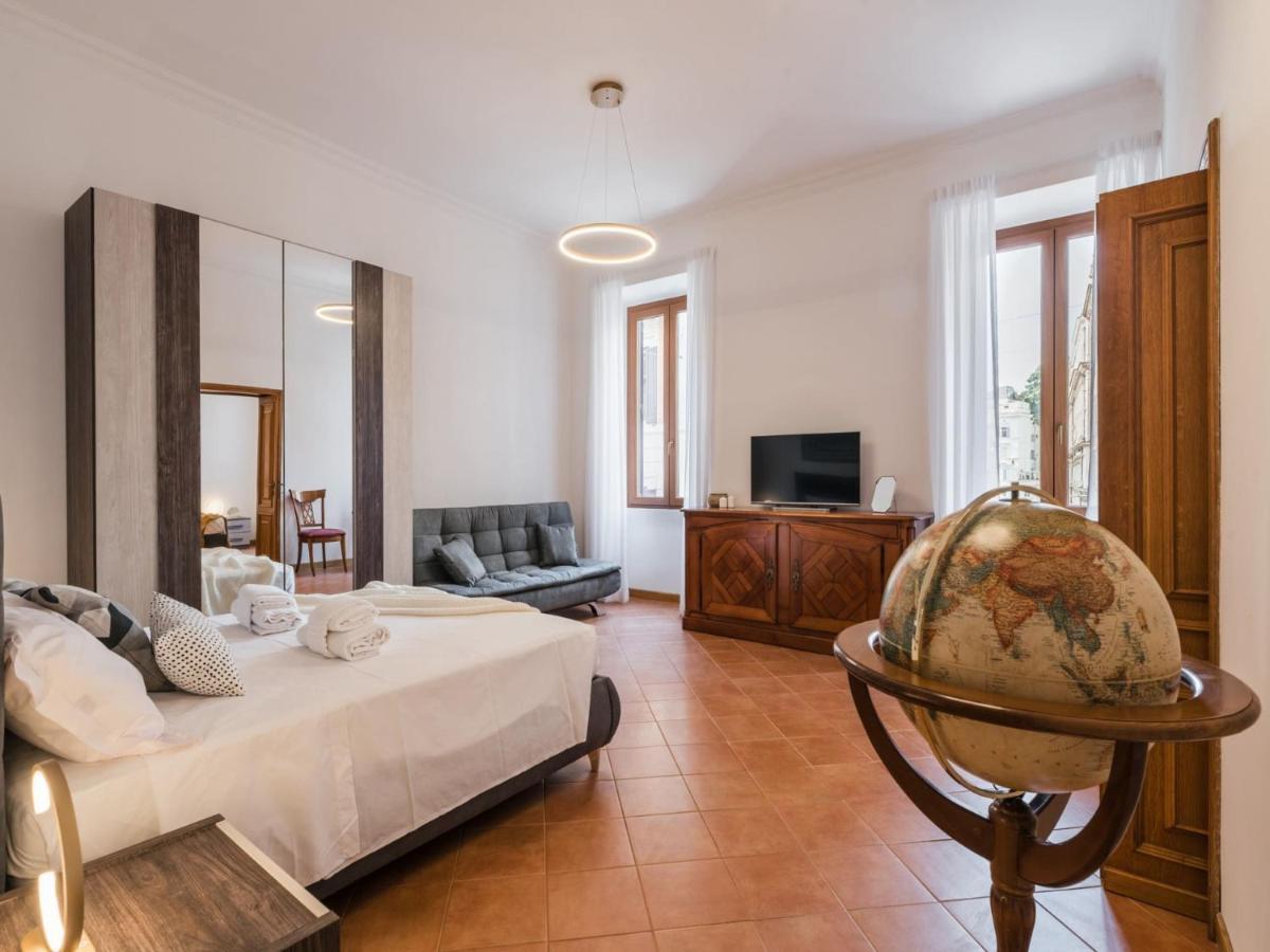 The Rent - Three-bedroom Near The Quirinale Rom