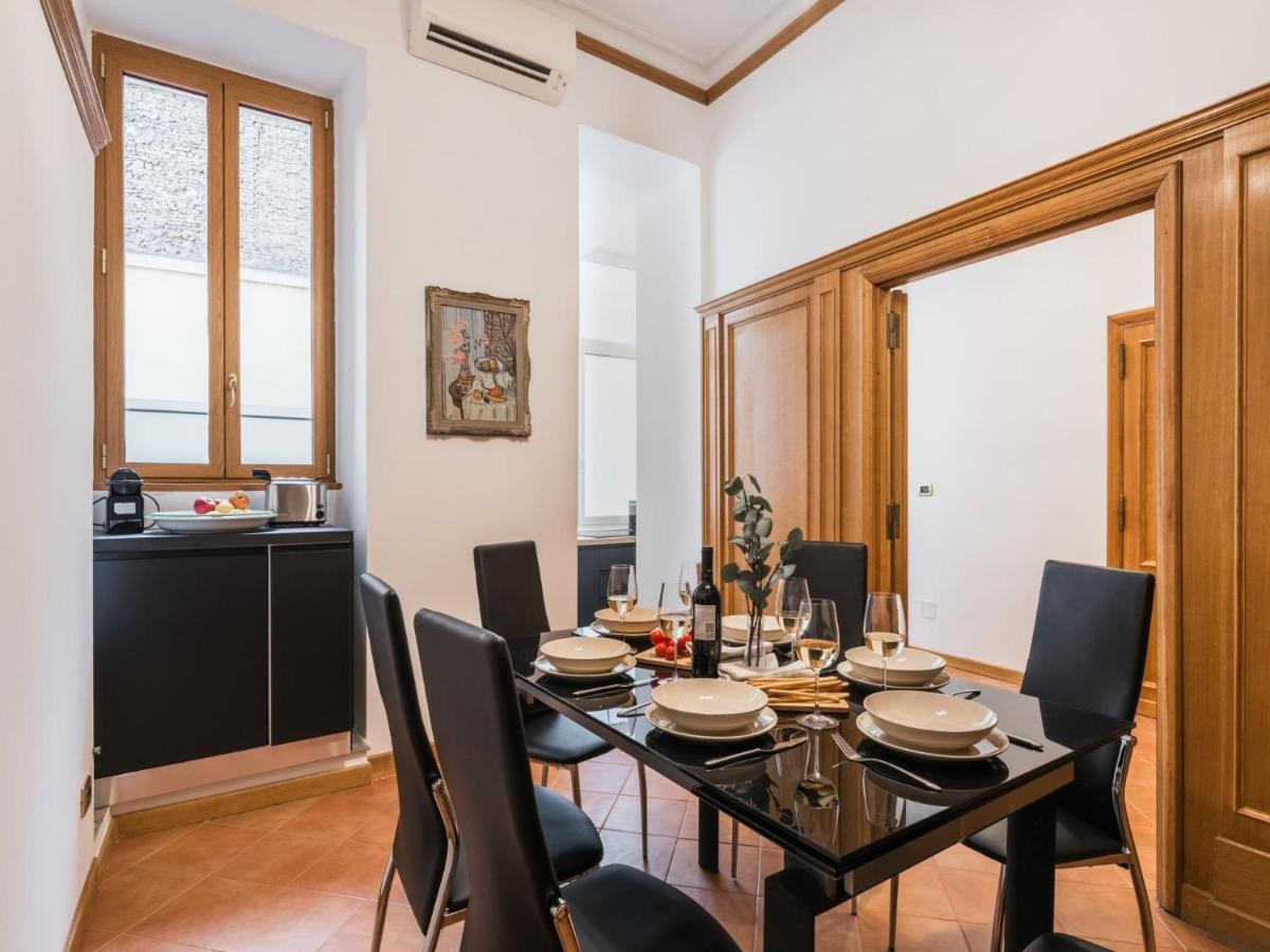 The Rent - Three-bedroom Near The Quirinale Lägenhet *