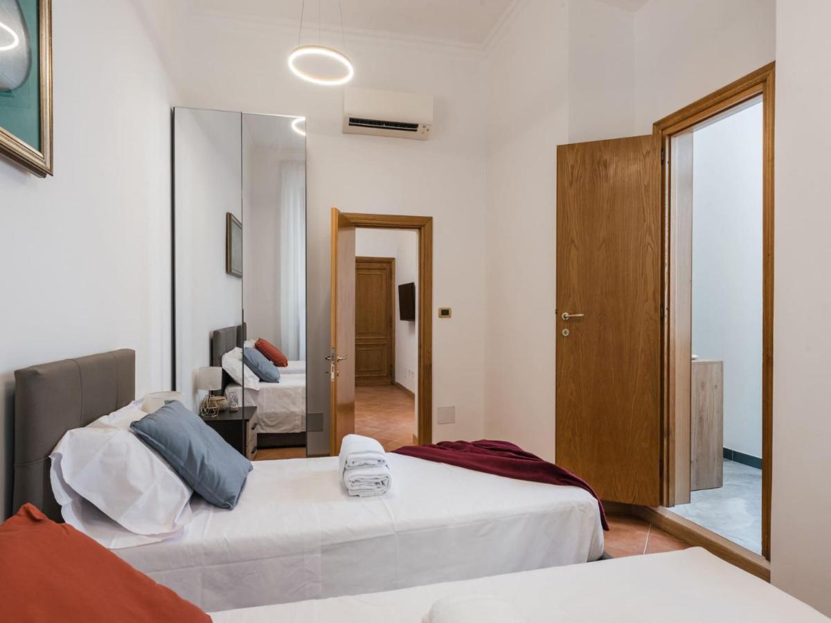 The Rent - Three-bedroom Near The Quirinale Rom